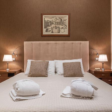 900 Apartments Lazio, Emilia & La Corte Rome Room photo